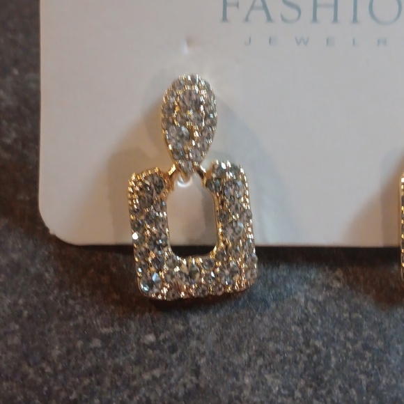 Fashion Jewelry Gold and Silver Sparkle Earrings - Picture 2 of 3